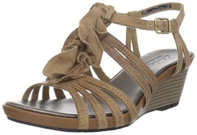 clarks lucia wedge sandal