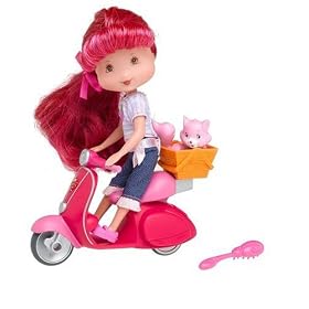 Strawberry Shortcake Berry Scooter by Toys