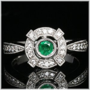 4164V4nddWL 14K White Gold Emerald Diamond Estate Ring