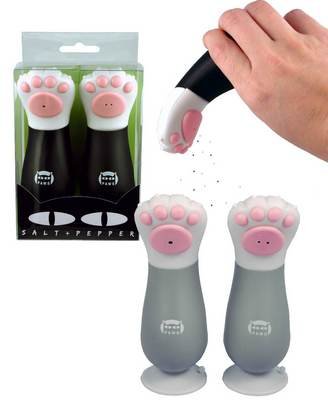 Childrens Toyshop  Kitchen & Housewares : Paws Salt & Pepper Shakers Set By Streamline