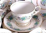 Review Royal Stafford  / Royal Stafford April Cup and Saucer