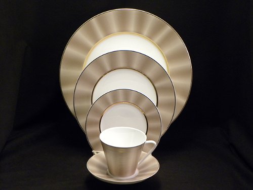 Nikko Silk Champagne Salt & Pepper