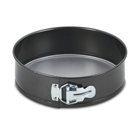 Cuisinart Chef's Classic Nonstick Bakeware 9-Inch Springform Pan by Cuisinart