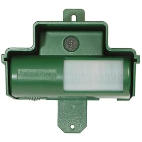 P3 International P7810 Cordless Motion Activated Animal Away by P3 International