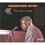Review Memphis Slim  / At the Gate of Horn