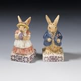 Jim Shore / Heartwood Creek - Easter Bunnies Salt & Pepper Shaker Set