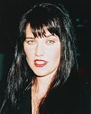 LUCY LAWLESS 8X10 COLOR PHOTO