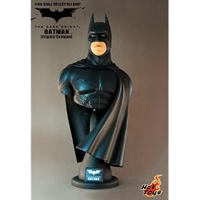 Hot Toys' The Dark Knight: 1:4 Scale Batman Bust