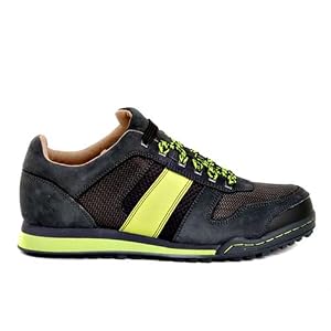 Jhung Yuro Sneakers