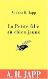 La petite fille au chien jaune