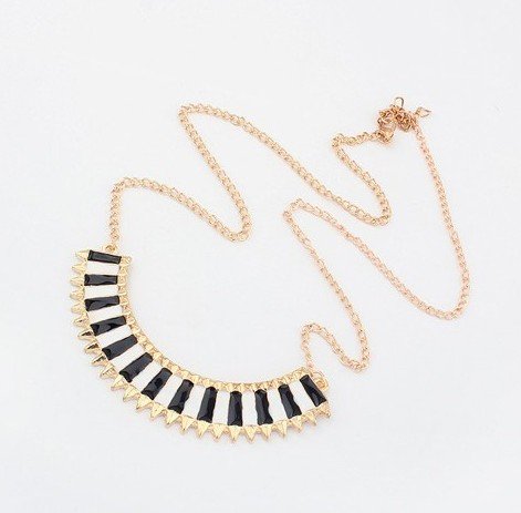 BUYINHOUSE Golden Gothic Punk Rock DJ Bar Vertical Stripes Necklace Pendant - Black&White