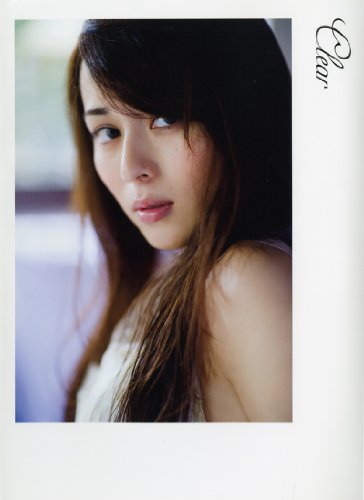 比嘉愛未 ファースト写真集 『 Clear 』 比嘉愛未 ファースト写真集 『 Clear 』