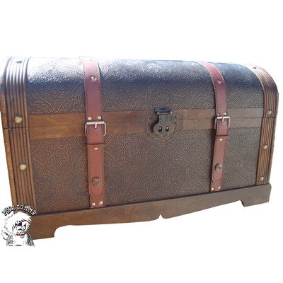 Victorian Old World Decorative Trunk