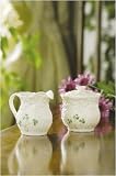 BELLEEK DAISY CREAMER AND COVERED SUGAR B2836