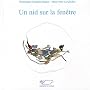 Un nid sur la fen�tre