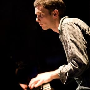 Image of Dave Stapleton