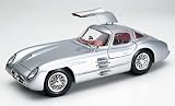 1955 Mercedes Benz 300 SLR Coupe "Uhlenhaut" Diecast model car 1:18 scale die cast by Maisto - Silver