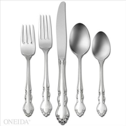 Oneida Fine Flatware Dover 66 Piece Service for 12