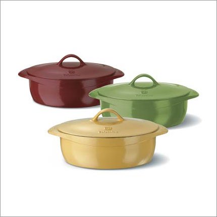 "Calphalon Enamel Cast Iron 8 Quart Dutch Oven, Cabernet Red" "Calphalon Enamel Cast Iron 8 Quart Dutch Oven, Cabernet Red"