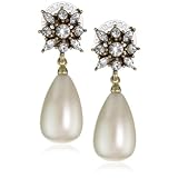 Carolee Lux Pearl Basics Simulated Pearl Flora