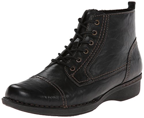 Clarks Women's Whistle Vine Boot,Black Leather,9 W US