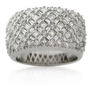 Diamond & 18k White Gold Right Hand Ring