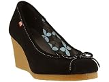 BC Footwear Women