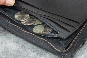 AIMPERIAL ﾄﾗﾍﾞﾙｳｫﾚｯﾄ (黒） イタリア高級皮革使用 【高品質 収納力 機能性抜群】