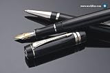Parker Duofold PT Fountain Pen - Black/Platinum Trim, Fine Nib 9151201