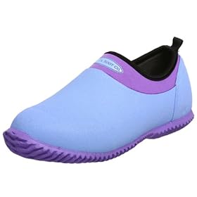 Muck shoes