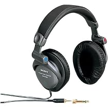 Sony MDR-V600 Studio Monitor Series Headphones with Circum-Aural Earcup Design