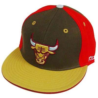 CHICAGO BULLS FLAT BILL FITTED 7 3/8 REEBOK RBK HAT CAP
