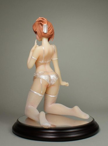 トゥーハート2 小牧愛佳 下着&エプロンVer. Pearl White 宮沢模型限定色  (1/6スケールポリストーン塗装済み完成品)