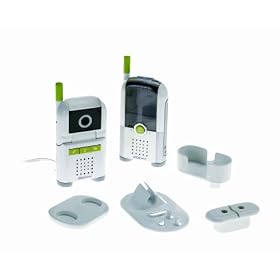 Fisher-Price Mom Response Video Baby Monitor with Remote Control, 2.4 GHz - White/Grey