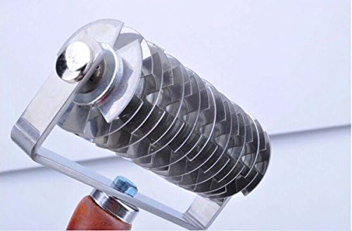 Stainless Steel with Wooden Handle Pizza Wheel