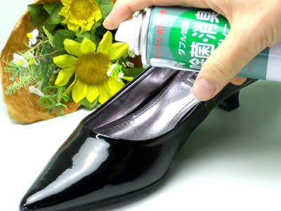 ■除菌・消臭スプレー ■ ニオイの原因を化学的に分解して除菌消臭！ クラシカルなフローラルブーケの香り