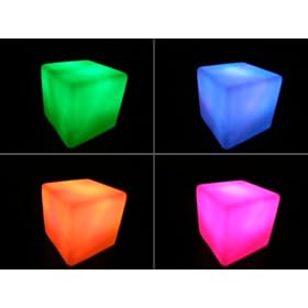 PK Green - Lampe LED Veilleuse Couleur Changeante - Cube Multicolor