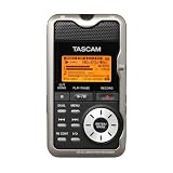 TASCAM 24/96リニアPCMレコーダー DR-2d B ブラックの画像