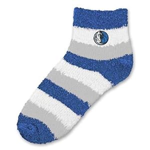 NBA Dallas Mavericks Women's Fuzzy Sleep Socks, One Size