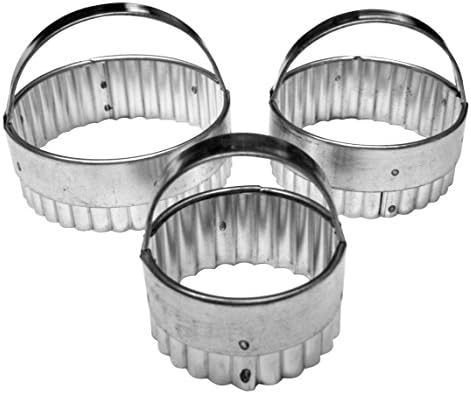 3-piece Set of Scallop, Round Biscuit/Cookie Cutters. Cutters Are for Cutting Pastry, Cookies and Dough