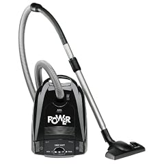 AEG Vampyr CE Power24 Staubsauger 2400 Watt / Vario 500 / 5fach Microfilter-System / integrierte Fugen- und Polsterd�se