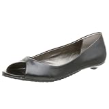 Two Lips Womens Aimee Open-toe Flat,Black,8 M