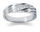 0.12 ctw. Men's Round Diamond Wedding Band in Platinum