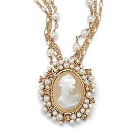 Cameo Lucite Pendant/Necklace 18"