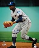Ernie Banks Autographed/Hand Signed Chicago Cubs 16x20 Photo with ''HOF 77'' inscription