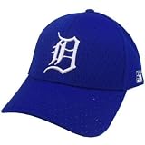 HAT CAP DUKE UNIVERSITY BLUE DEVILS FITTED SIZE 7 5/8 JERSEY WHITE LICENSED NCAA