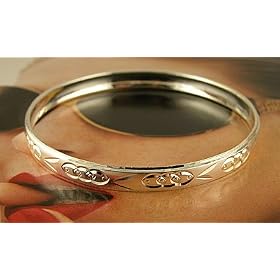 WoMens 18K Gold Filled Diamond cut Bangle Bracelet - Small