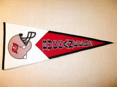 Tampa Bay Buccaneers - NFL Football Classic (Pennants)