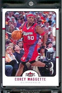 2006-07 Fleer # 82 Corey Maggette Los Angeles Clippers Basketball Card - Mint Condition - In Protective Display Case !