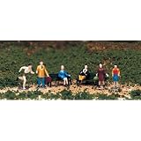 Bachmann Trains People at Leisure by Bachmann
